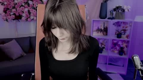 crystallbloom online show from 23, 2, 2026