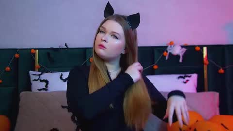 Crystal online show from 27, 10, 2025