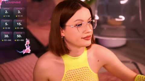 Snapshot of crystalmo0n chatting on 16, 3, 2026 CrystalMo0n online show from 16, 3, 2026