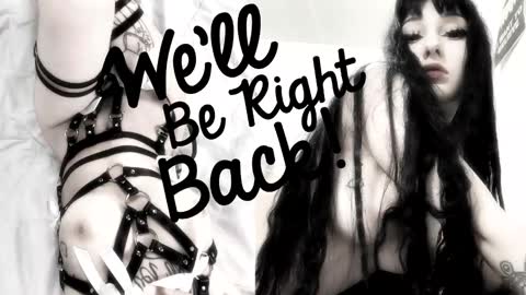 Snapshot of crystalsomnia chatting on 5, 11, 2025 Sasha Make me moan with patterns good music here online show from 5, 11, 2025