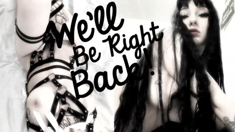 Snapshot of crystalsomnia chatting on 30, 11, 2025 Sasha Make me moan with patterns good music here online show from 30, 11, 2025