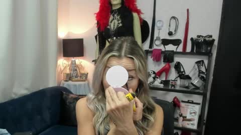 CrystalHotty online show from 16, 6, 2026
