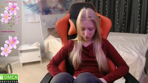 Lia online show from 5, 2, 2025