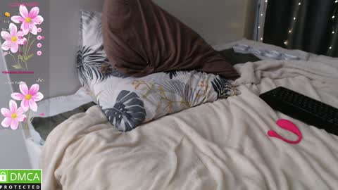 Lia online show from 7, 2, 2025