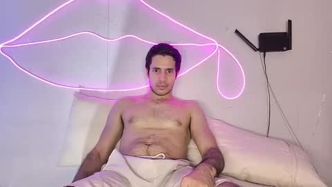 Snapshot of cshundderlick chatting on 8, 3, 2026 cshunderlick online show from 8, 3, 2026