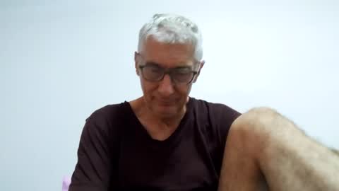 BIG UNCUT HARD COCK online show from 5, 7, 2026
