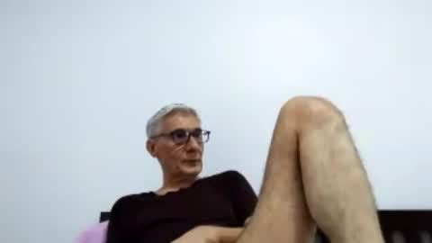 BIG UNCUT HARD COCK online show from 5, 8, 2026