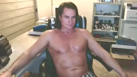 Snapshot of cucuforcocopuffs chatting on 26, 12, 2024 Yup... kinda old but Stop in and say hello online show from 26, 12, 2024