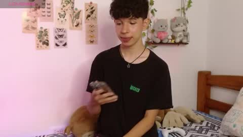 Cuddly online show from 30, 4, 2026