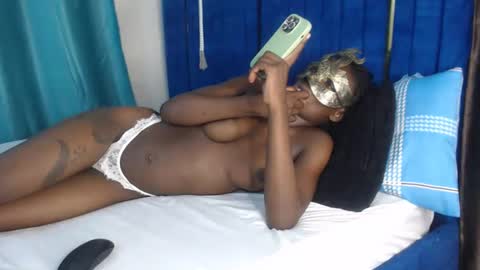 Snapshot of cuddlykitten07 chatting on 3, 12, 2025 christine muyoka khaemba online show from 3, 12, 2025