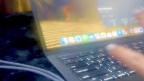 im KIM new girl to spoil online show from 14, 9, 2025