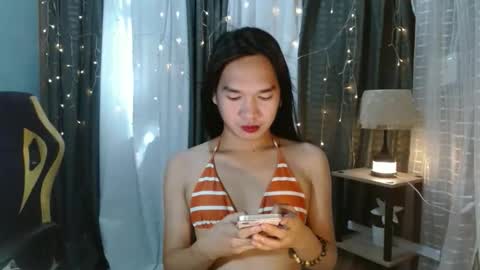 Ashly online show from 4, 11, 2025