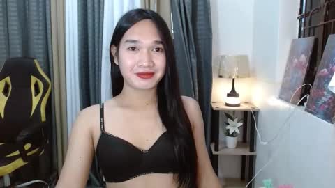 Ashly online show from 4, 3, 2026