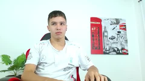 cumandres online show from 19, 9, 2025