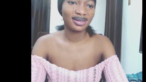 Snapshot of cumebony_petit chatting on 22, 3, 2026 cumebony_petit online show from 22, 3, 2026