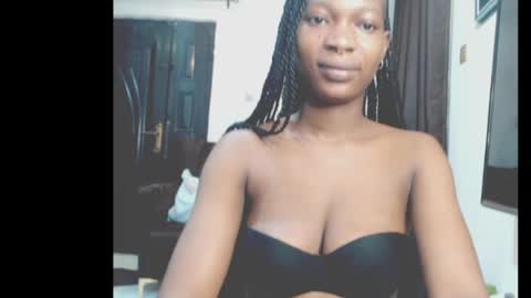 cumebony_petit online show from 11, 4, 2026