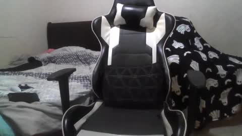 cummachine2022 online show from 7, 10, 2025