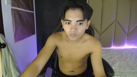 Snapshot of cummingyu chatting on 13, 2, 2025 cummingyu online show from 13, 2, 2025