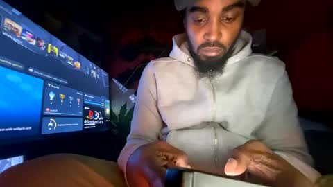 cumownme online show from 13, 1, 2025