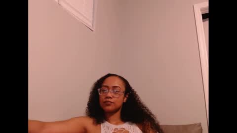 Snapshot of cumplzqueen chatting on 17, 2, 2026 Nia Reese online show from 17, 2, 2026