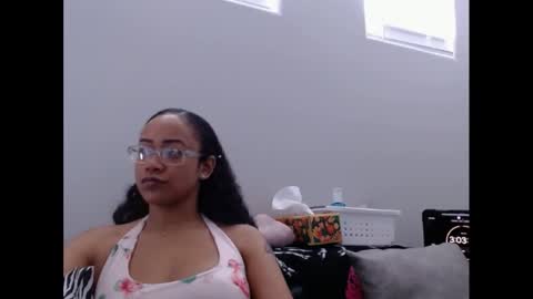 Snapshot of cumplzqueen chatting on 20, 2, 2026 Nia Reese online show from 20, 2, 2026