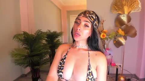 cupcake_izzy online show from 2, 7, 2026