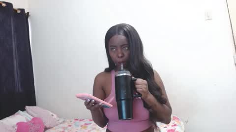 Snapshot of cuplex_hotlatina94 chatting on 19, 2, 2026 dominic and julieta... independent models online show from 19, 2, 2026