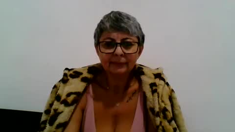 Snapshot of cuplu4346529860 chatting on 7, 12, 2024 couple online show from 7, 12, 2024
