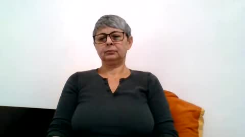 Snapshot of cuplu4346529860 chatting on 31, 12, 2024 couple online show from 31, 12, 2024