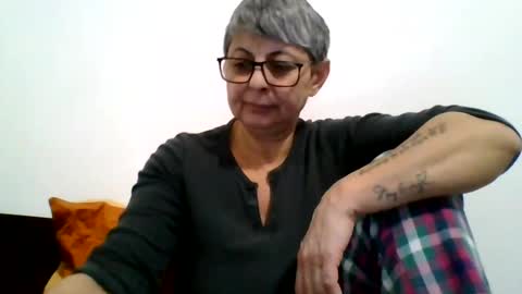 Snapshot of cuplu4346529860 chatting on 31, 12, 2024 couple online show from 31, 12, 2024