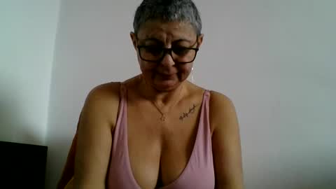 Snapshot of cuplu4346529860 chatting on 30, 1, 2025 couple online show from 30, 1, 2025