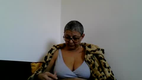 Snapshot of cuplu4346529860 chatting on 3, 2, 2025 couple online show from 3, 2, 2025