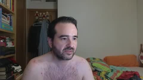 curiosillo1983 online show from 25, 6, 2026