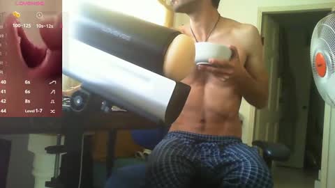 Snapshot of curiousgenie chatting on 8, 3, 2025 curiousgenie online show from 8, 3, 2025