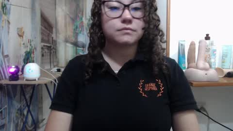 Vannesa online show from 9, 4, 2026