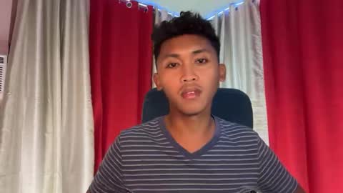 curly_iron online show from 1, 2, 2026