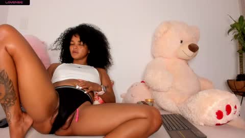 Curly  -  OF- CURLY SWEETT online show from 15, 5, 2026