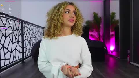 Snapshot of curlyanto chatting on 2, 3, 2026 Antonia online show from 2, 3, 2026