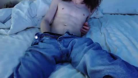 Snapshot of curlydelicious chatting on 23, 12, 2025 curly fries online show from 23, 12, 2025