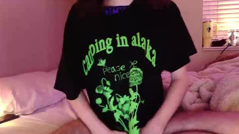 Snapshot of curlydelicious chatting on 8, 2, 2026 curly fries online show from 8, 2, 2026