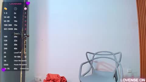 Snapshot of curvybuffgirl chatting on 8, 3, 2025 Michel online show from 8, 3, 2025