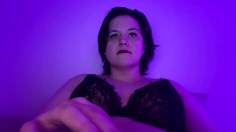 CurvyFlora online show from 25, 2, 2025