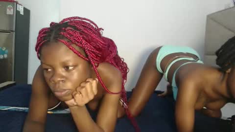 curvyjoan online show from 10, 1, 2026