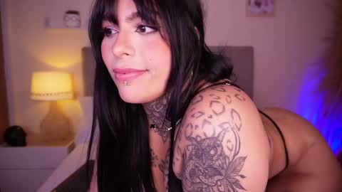 Snapshot of curvyliciouss chatting on 19, 2, 2025 Samantha online show from 19, 2, 2025