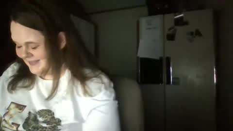 dahlia -kim online show from 13, 9, 2025