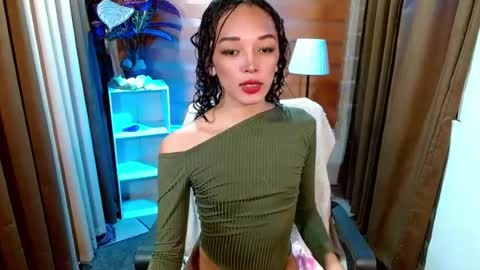 Snapshot of curybb_hanna19 chatting on 13, 7, 2026 BBY CURLYHANNA online show from 13, 7, 2026