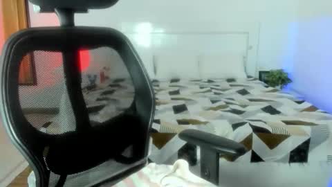 Snapshot of cute_alishaa chatting on 18, 3, 2026 Alisha online show from 18, 3, 2026