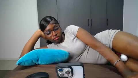 Liya online show from 15, 6, 2026