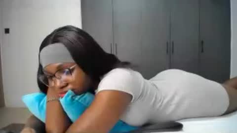 Liya online show from 3, 7, 2026