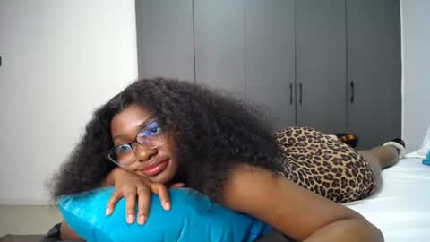Liya online show from 7, 7, 2026